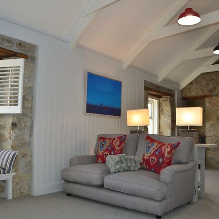 Sunny Corner Apartment Mousehole Luaran gambar