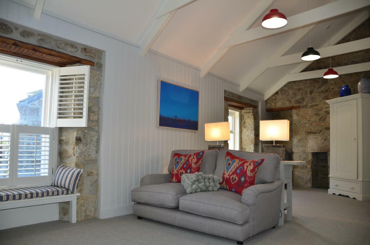 Sunny Corner Apartment Mousehole Luaran gambar